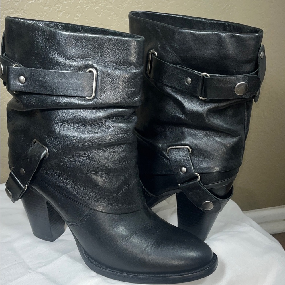 Leather Black Boots Heeled w/ ankle Apron, Faux Buckets Studs7 1/2M
